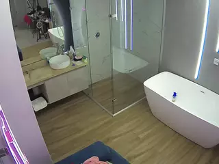 Casa Salsa Bathroom 2's Live Sex Cam Show