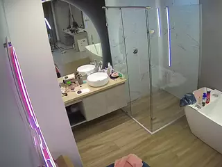 Casa Salsa Bathroom 2's Live Sex Cam Show