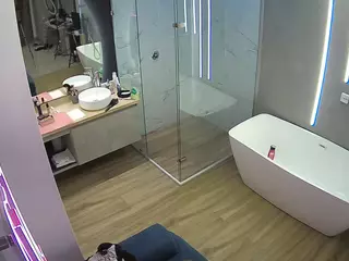 Casa Salsa Bathroom 2's Live Sex Cam Show