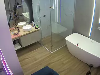 Casa Salsa Bathroom 2's Live Sex Cam Show