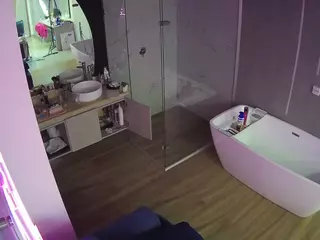 Casa Salsa Bathroom 2's Live Sex Cam Show