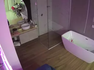 Casa Salsa Bathroom 2's Live Sex Cam Show