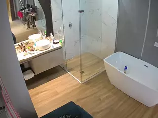 Casa Salsa Bathroom 2's Live Sex Cam Show