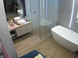 Casa Salsa Bathroom 2's Live Sex Cam Show