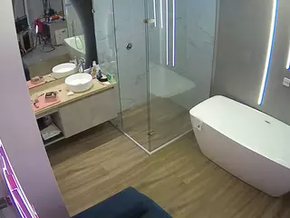 Casa Salsa Bathroom 2's Live Sex Cam Show