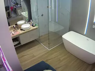 Casa Salsa Bathroom 2's Live Sex Cam Show