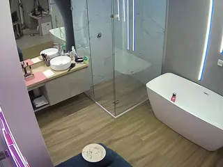 Casa Salsa Bathroom 2's Live Sex Cam Show