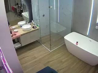 Casa Salsa Bathroom 2's Live Sex Cam Show