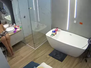 Casa Salsa Bathroom 2's Live Sex Cam Show