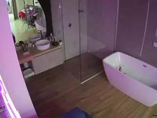 Casa Salsa Bathroom 2's Live Sex Cam Show