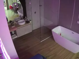 Casa Salsa Bathroom 2's Live Sex Cam Show