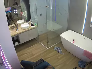 Casa Salsa Bathroom 2's Live Sex Cam Show