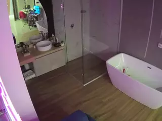 Casa Salsa Bathroom 2's Live Sex Cam Show