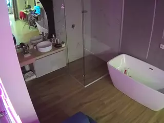 Casa Salsa Bathroom 2's Live Sex Cam Show