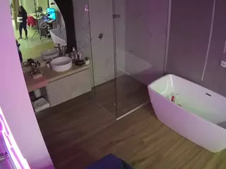 Casa Salsa Bathroom 2's Live Sex Cam Show