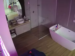 Casa Salsa Bathroom 2's Live Sex Cam Show