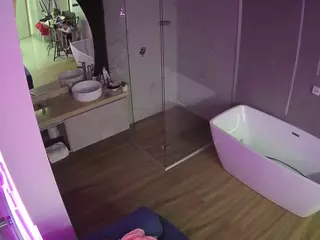 Casa Salsa Bathroom 2's Live Sex Cam Show