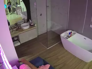 Casa Salsa Bathroom 2's Live Sex Cam Show