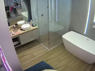 Casa Salsa Bathroom 2's Live Sex Cam Show