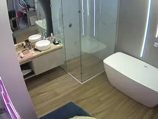 Casa Salsa Bathroom 2's Live Sex Cam Show