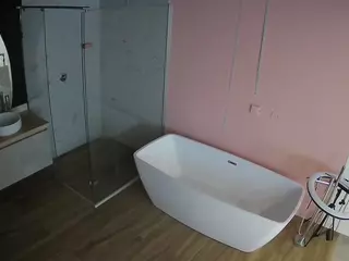 Casa Salsa Bathroom 2's Live Sex Cam Show