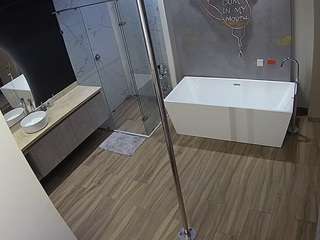 voyeurcam-casa-salsa-bathroom-3