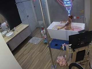 camsoda voyeurcam-casa-salsa-bathroom-3