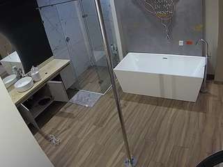 camsoda voyeurcam-casa-salsa-bathroom-3