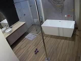 camsoda voyeurcam-casa-salsa-bathroom-3