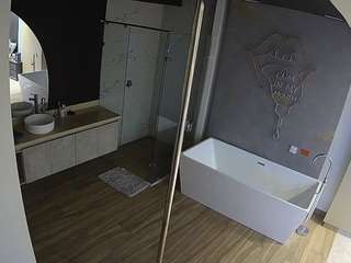 Kenziesummers camsoda voyeurcam-casa-salsa-bathroom-3