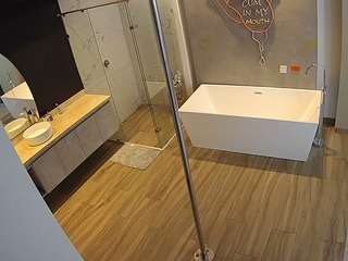 Xhamsterlove camsoda voyeurcam-casa-salsa-bathroom-3