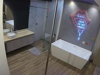 Dandoun50 camsoda voyeurcam-casa-salsa-bathroom-3