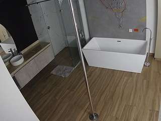 Namogonewild camsoda voyeurcam-casa-salsa-bathroom-3