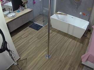 voyeurcam-casa-salsa-bathroom-3
