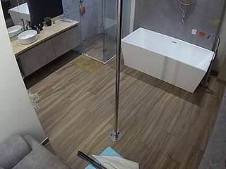 voyeurcam-casa-salsa-bathroom-3