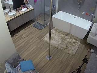 voyeurcam-casa-salsa-bathroom-3