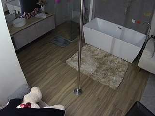 voyeurcam-casa-salsa-bathroom-3 webcam model