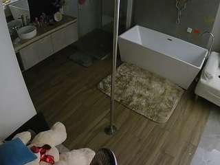 voyeurcam-casa-salsa-bathroom-3
