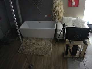 voyeurcam-casa-salsa-bathroom-3