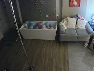 voyeurcam-casa-salsa-bathroom-3