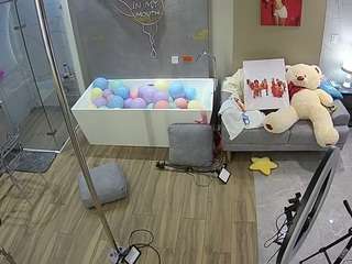 voyeurcam-casa-salsa-bathroom-3 live cam profile