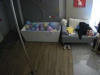 voyeurcam-casa-salsa-bathroom-3 live cam profile