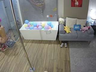 voyeurcam-casa-salsa-bathroom-3