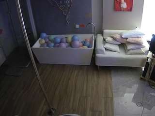 voyeurcam-casa-salsa-bathroom-3
