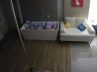 voyeurcam-casa-salsa-bathroom-3