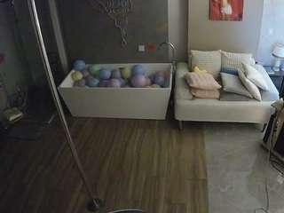 voyeurcam-casa-salsa-bathroom-3