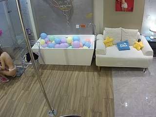 voyeurcam-casa-salsa-bathroom-3