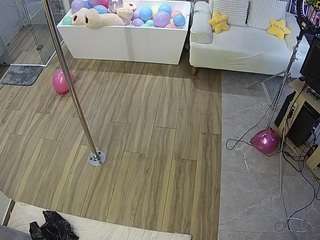 voyeurcam-casa-salsa-bathroom-3