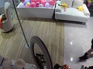 voyeurcam-casa-salsa-bathroom-3