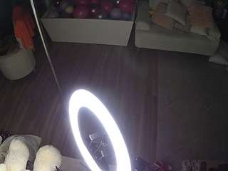voyeurcam-casa-salsa-bathroom-3